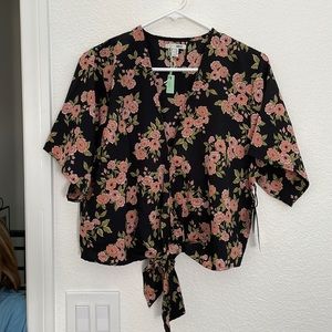 Amuse Society loose flowy boxy blouse - brand new.